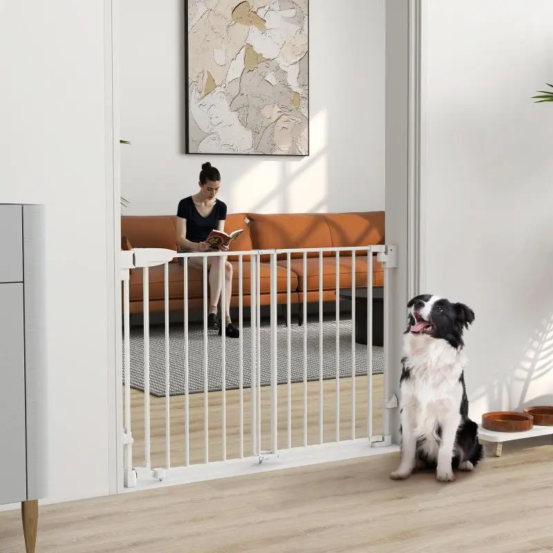 Adjustable Dog Safety Gate, 74.5–111.5 cm, White